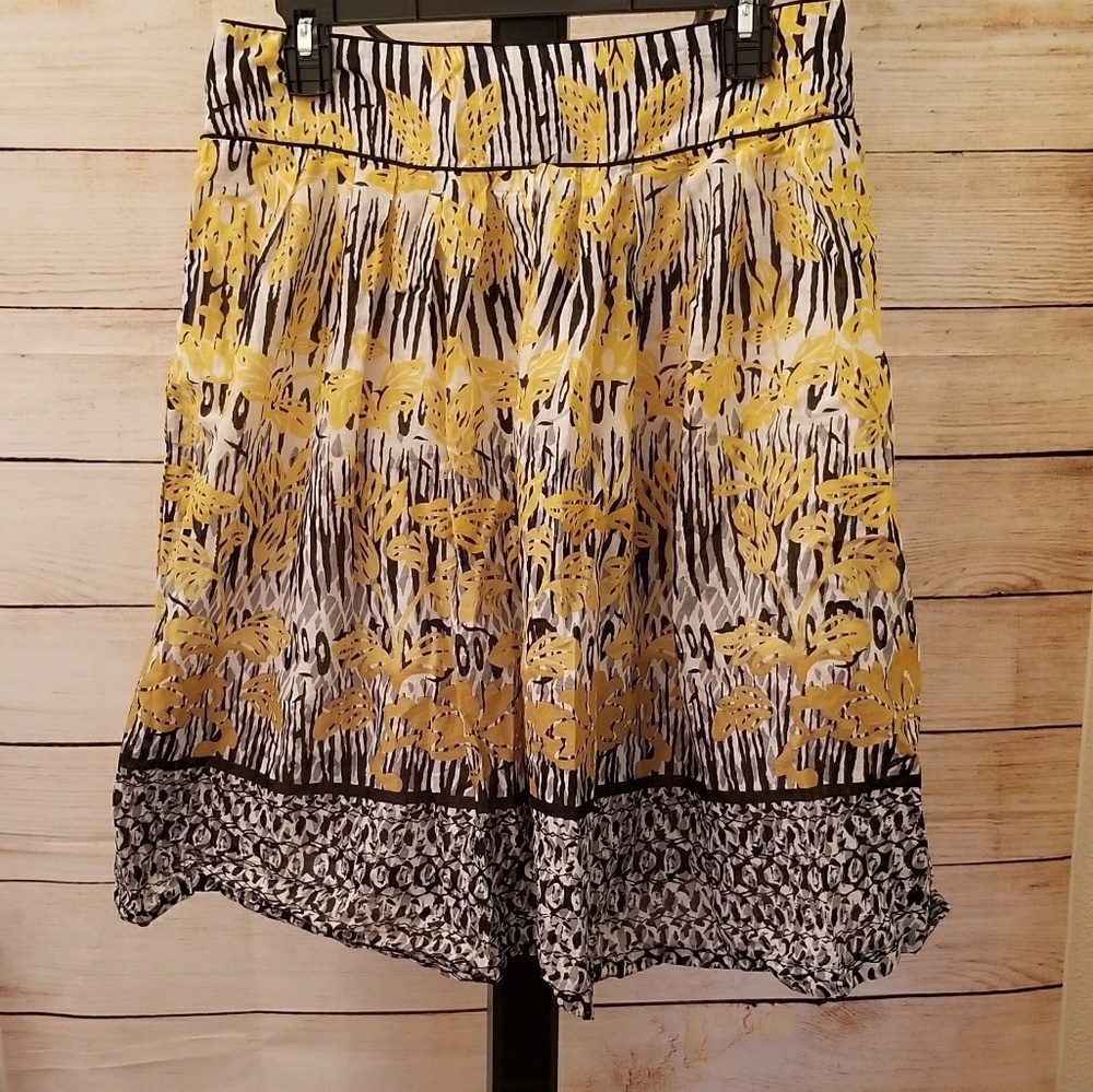 JohnPaulRichard pleated flowy skirt sz Medium